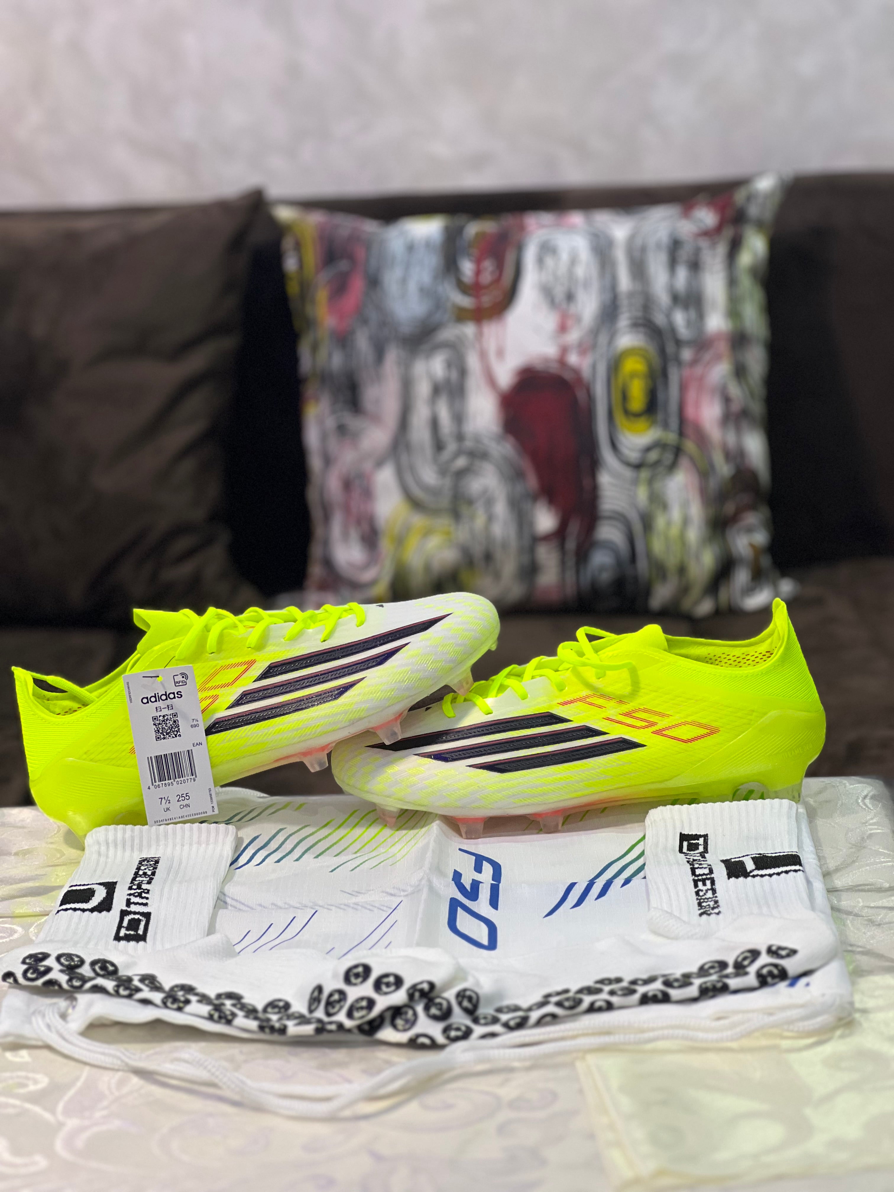 ADIDAS F50 LACETS VERSION HIGH COPIE D’ELITE