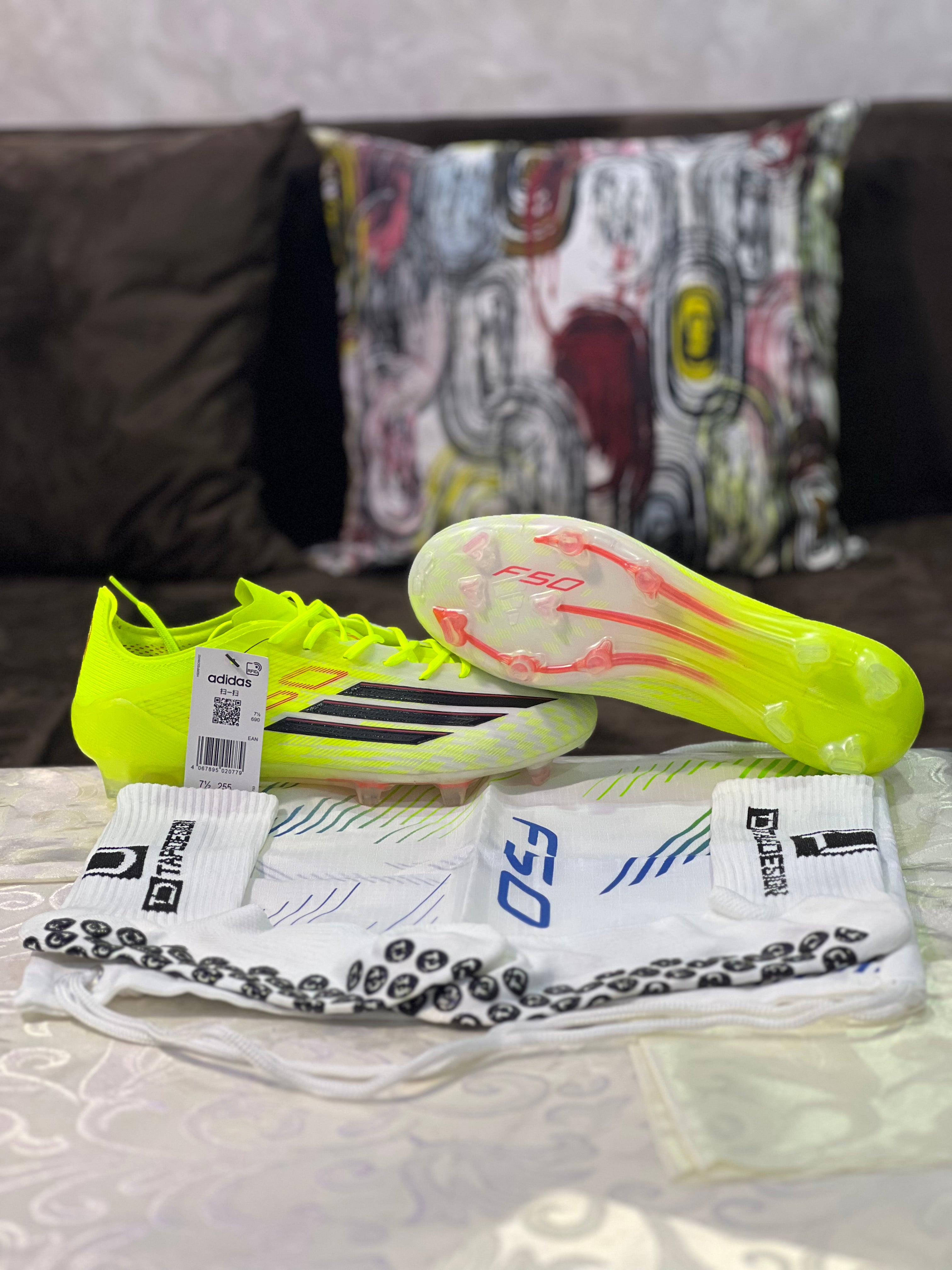 ADIDAS F50 LACETS VERSION HIGH COPIE D’ELITE