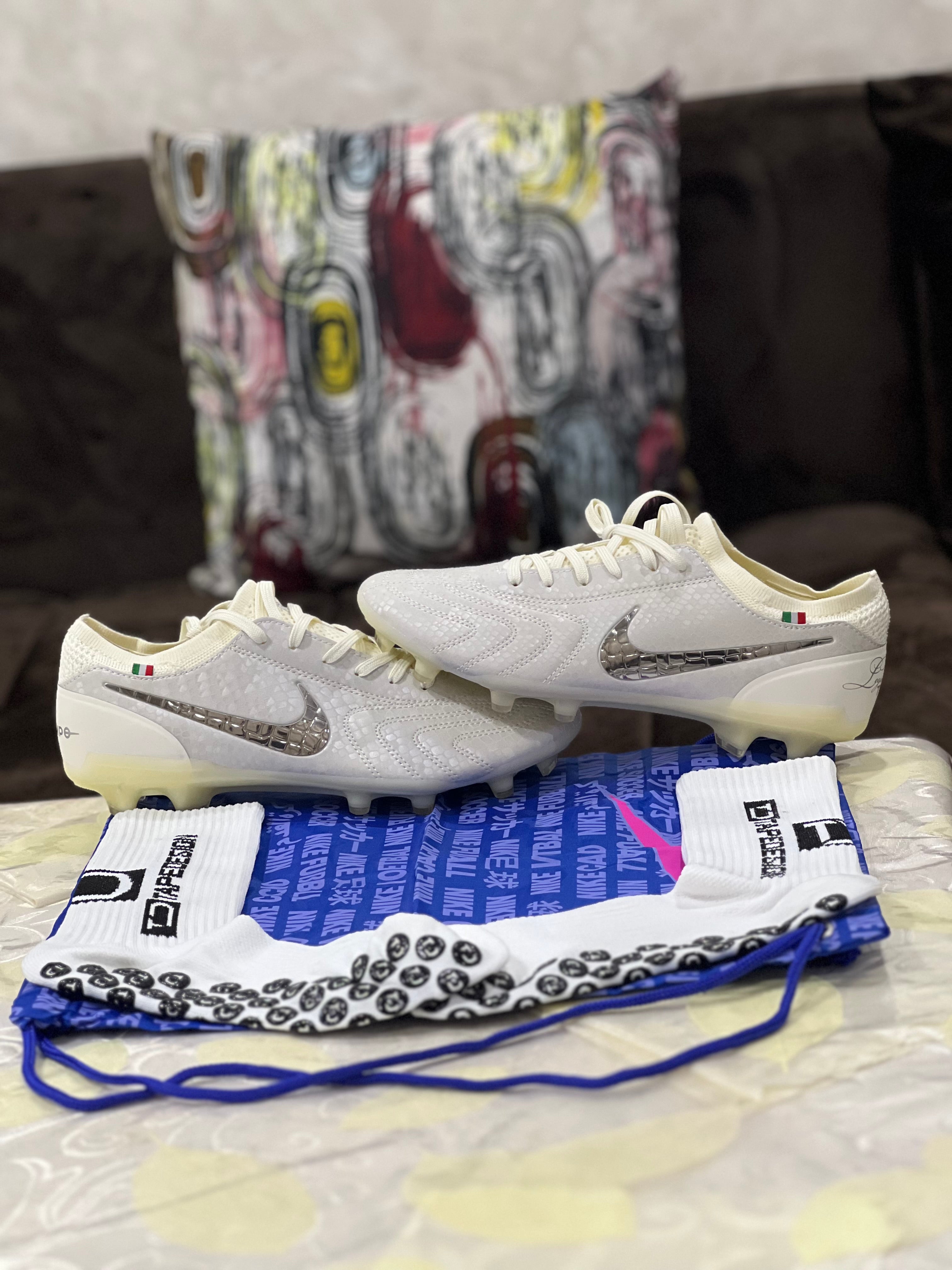 NIKE TIEMPO LEGEND X ELITE MADE IN ITALY FG VERSION HIGH QUALITE