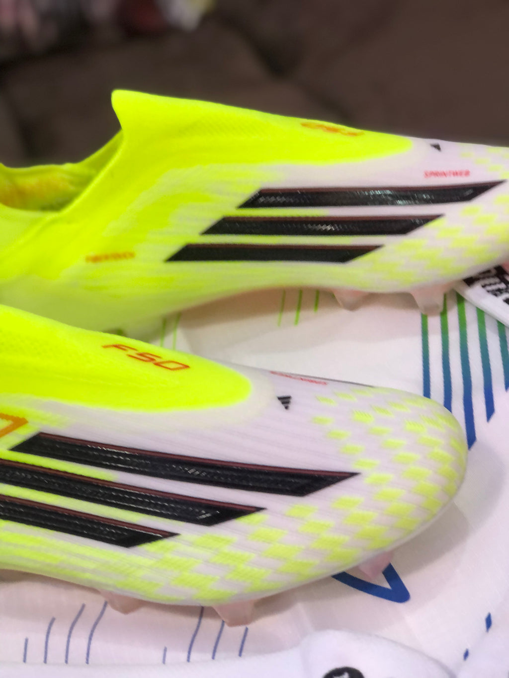 ADIDAS F50 26 VERSION COPIE D’ÉLITE